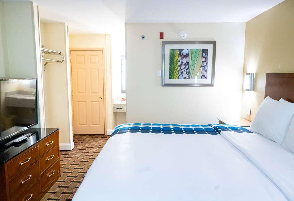 Baymont By Wyndham College Park Atlanta Airport South Hotell Rom bilde