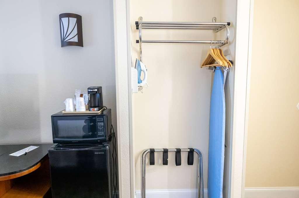 Baymont By Wyndham College Park Atlanta Airport South Hotell Rom bilde